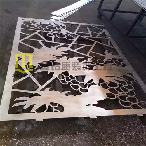 藝術(shù)雕花鏤空鋁單板實(shí)圖---金鋁質(zhì)廠家生產(chǎn)加工