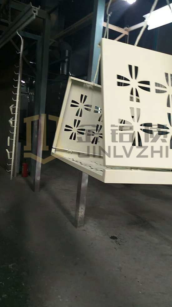 鋁合金空調(diào)罩廠家必須抓住新元素理念進(jìn)行產(chǎn)品的設(shè)計(jì)!